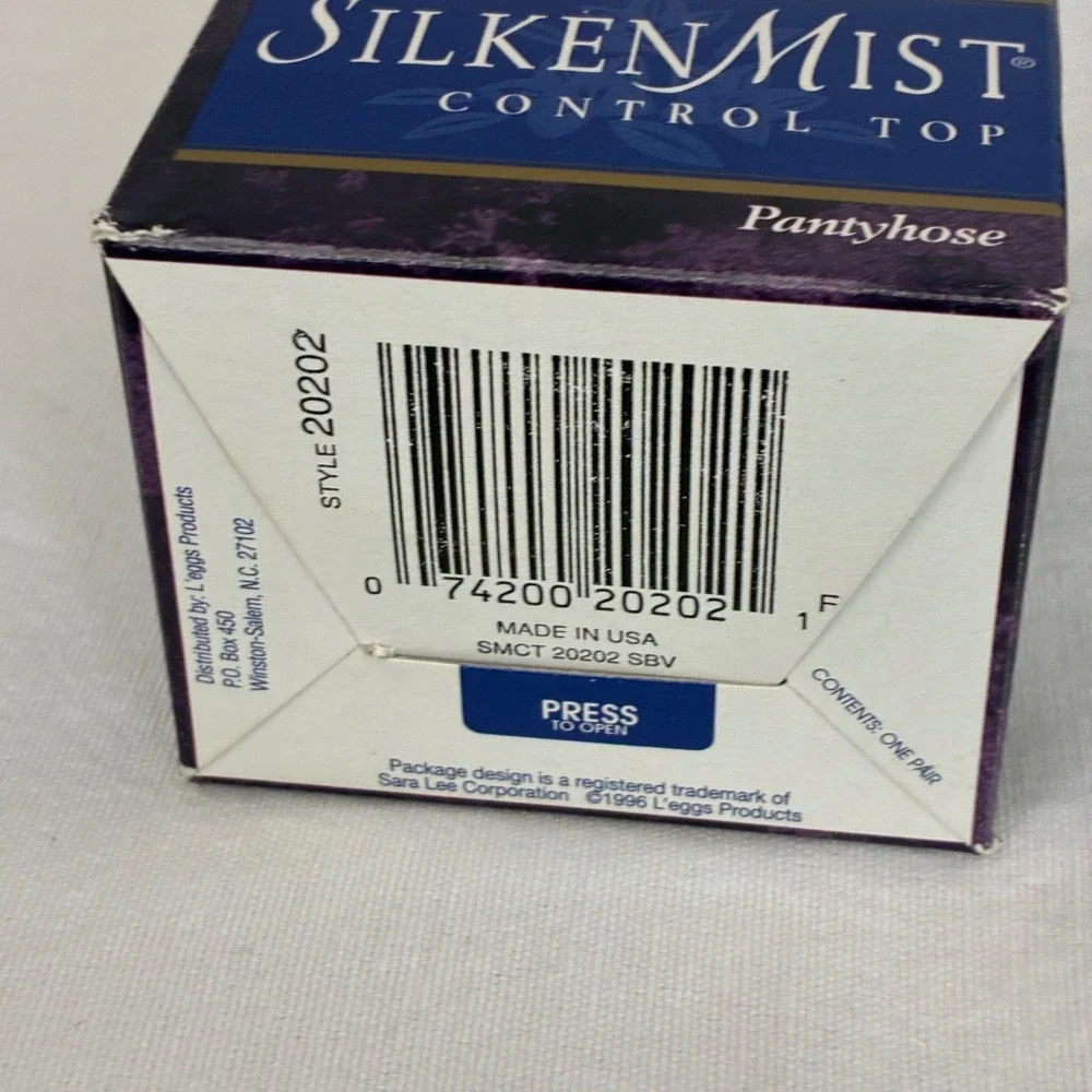 L'eggs Silken Mist Women‎ Size B Navy Control Top Sheer Toe Pantyhose 90's